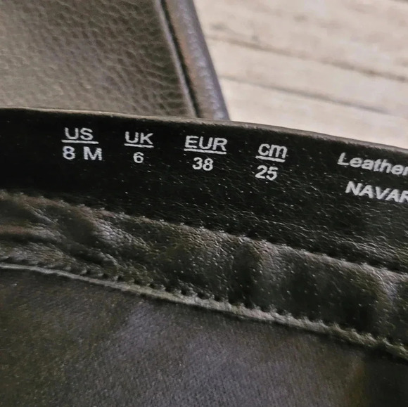 FERGIES Navaro black pebbled leather over the knee slant zip up boots Women's 8 - Picture 11 of 15